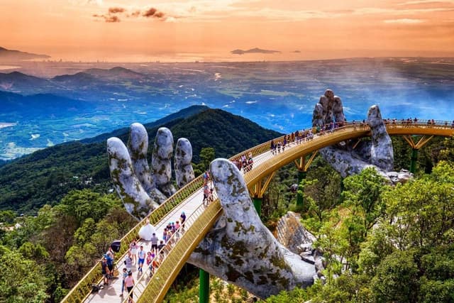 PAKEJ PELANCONGAN DANANG – BANA HILL - HOIAN